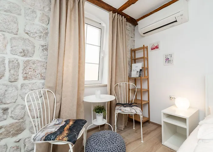 ゲストハウス Two Friends Palace ドゥブロブニク