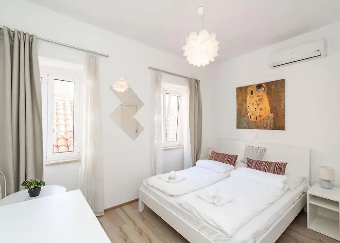 Two Friends Palace ゲストハウス