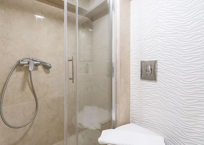 Two Friends Palace Гостевой дом 3*